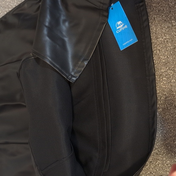 Cupshe Black Faux Leather Mini NWT - Picture 6 of 7